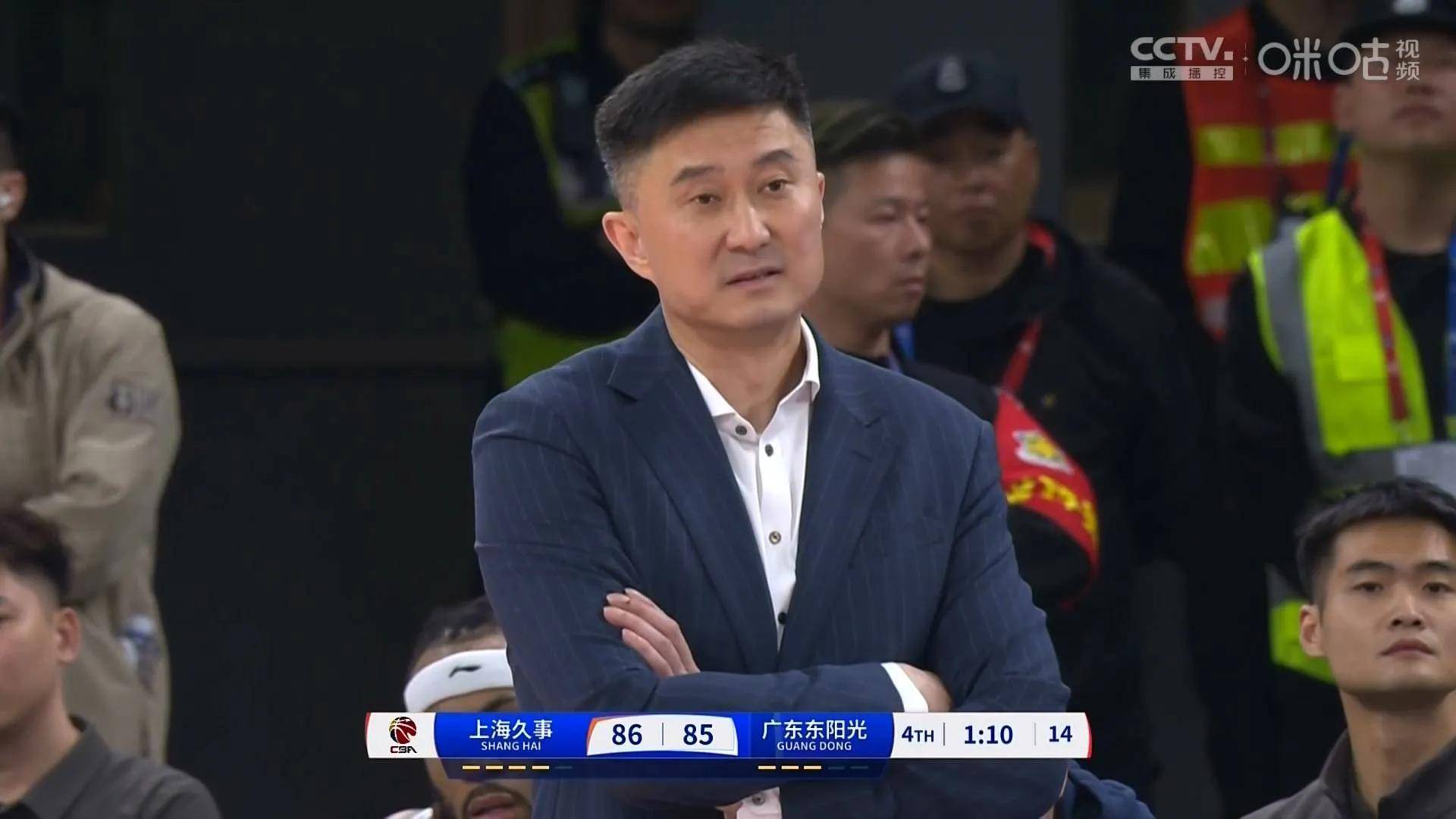 包含亚洲锦标赛主裁判团阵容公布，重磅裁判组合亮相的词条